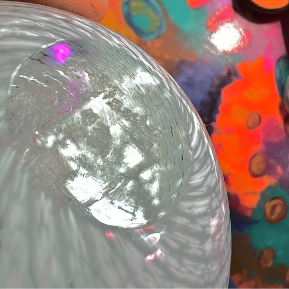 🎁 Vintage 1995 Signed Handblown Art Glass Bud Vase – White Milky Way Veining - Picture 9 of 9